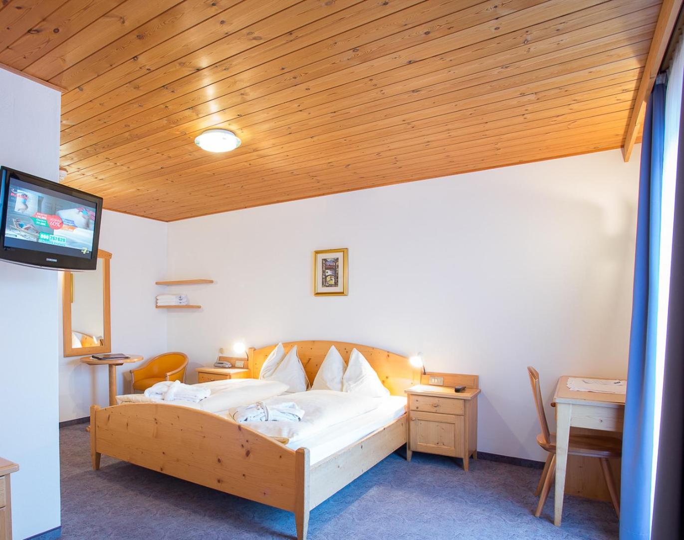 Good Life Hotel Zirm Обереген Екстериор снимка