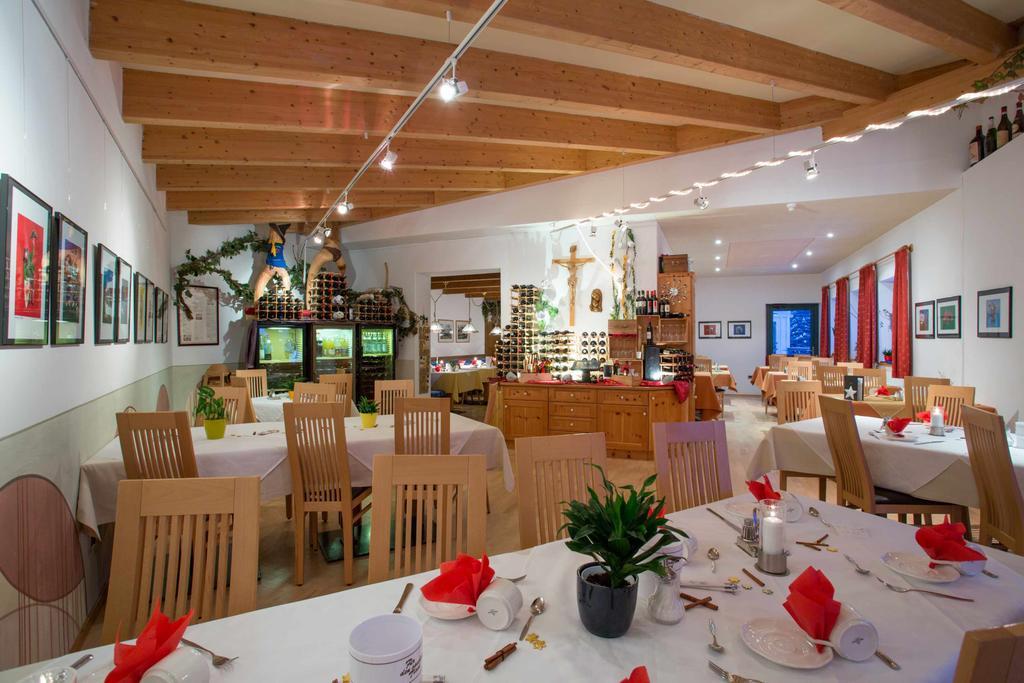 Good Life Hotel Zirm Обереген Екстериор снимка
